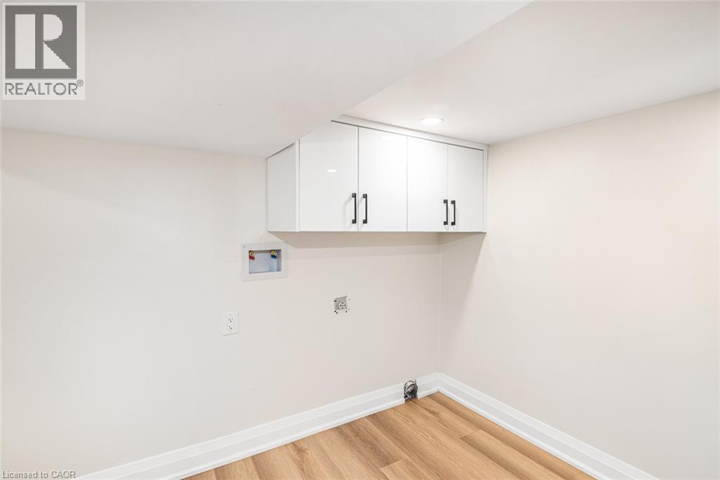 250 Rosslyn Avenue N Property Photo 28