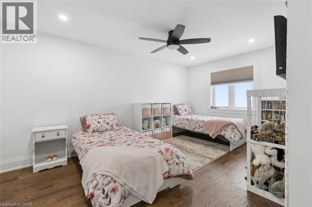160 Walsh Street Property Photo 21