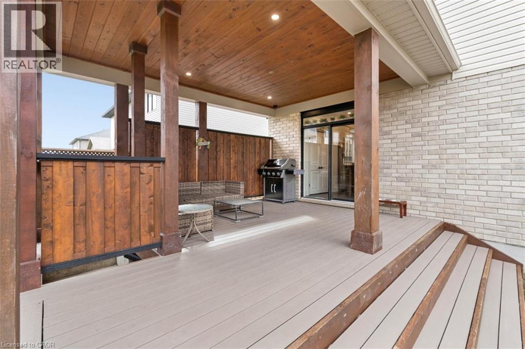 160 Walsh Street Property Photo 31