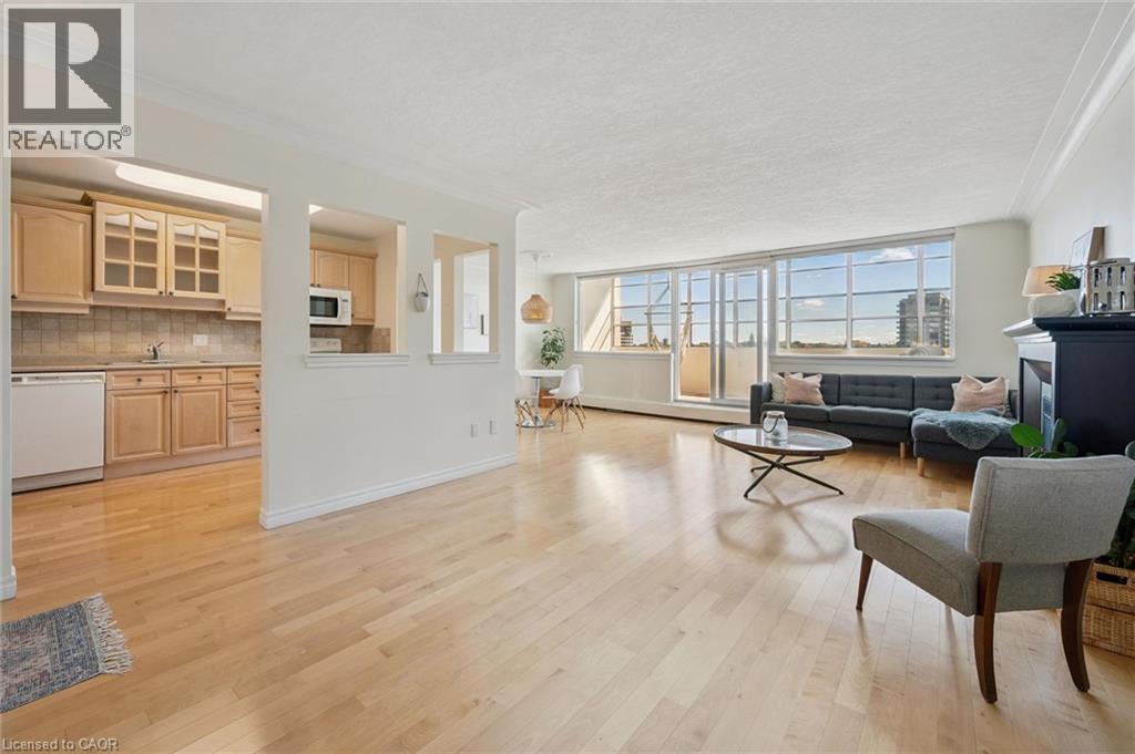 65 Westmount Road N Unit# 910 Property Photo 8