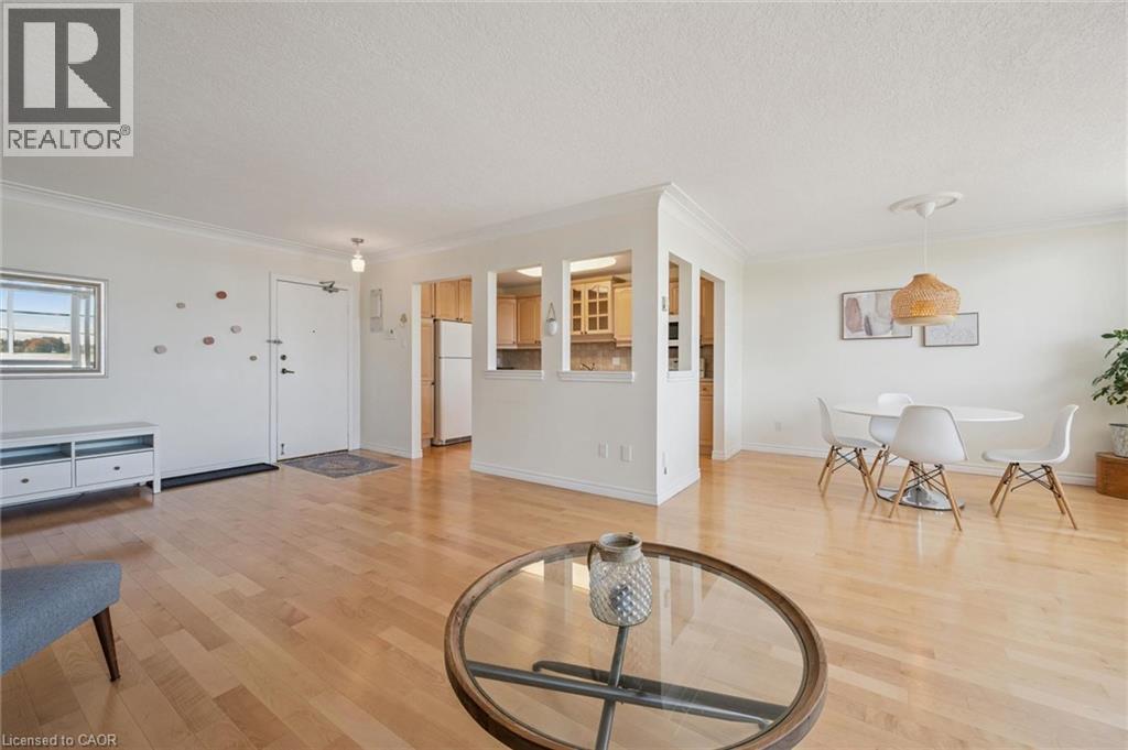 65 Westmount Road N Unit# 910 Property Photo 14