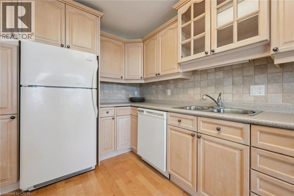 65 Westmount Road N Unit# 910 Property Photo 20