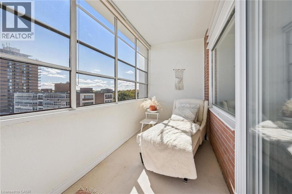 65 Westmount Road N Unit# 910 Property Photo 32