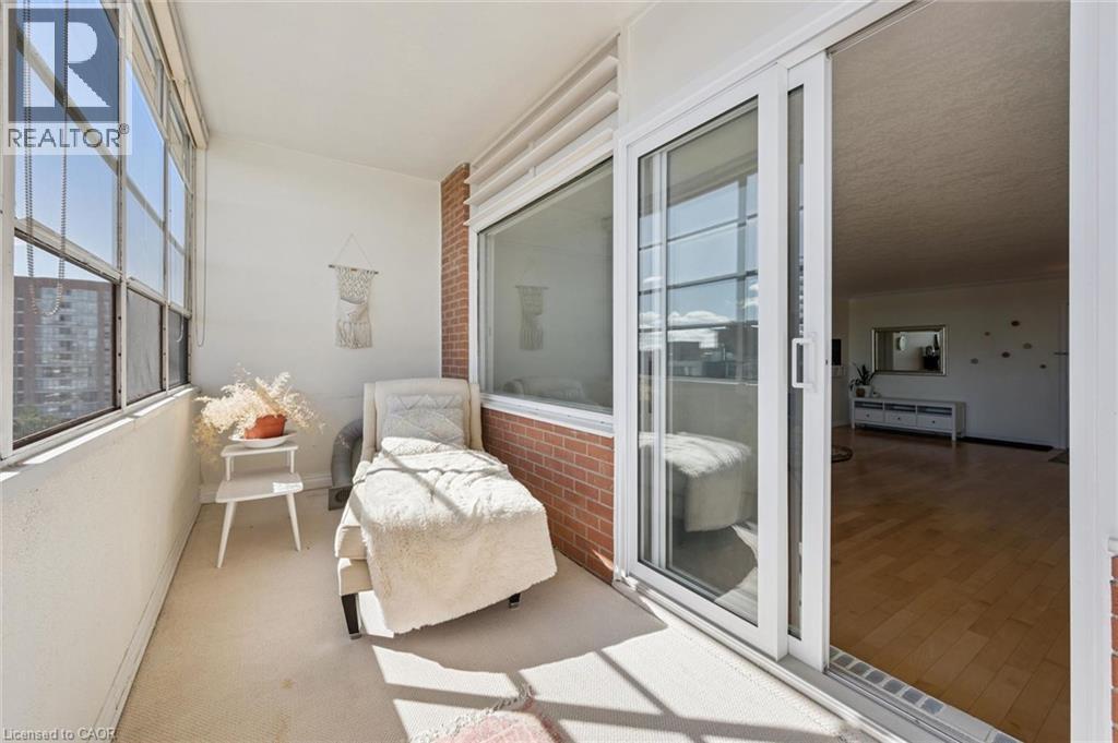 65 Westmount Road N Unit# 910 Property Photo 33