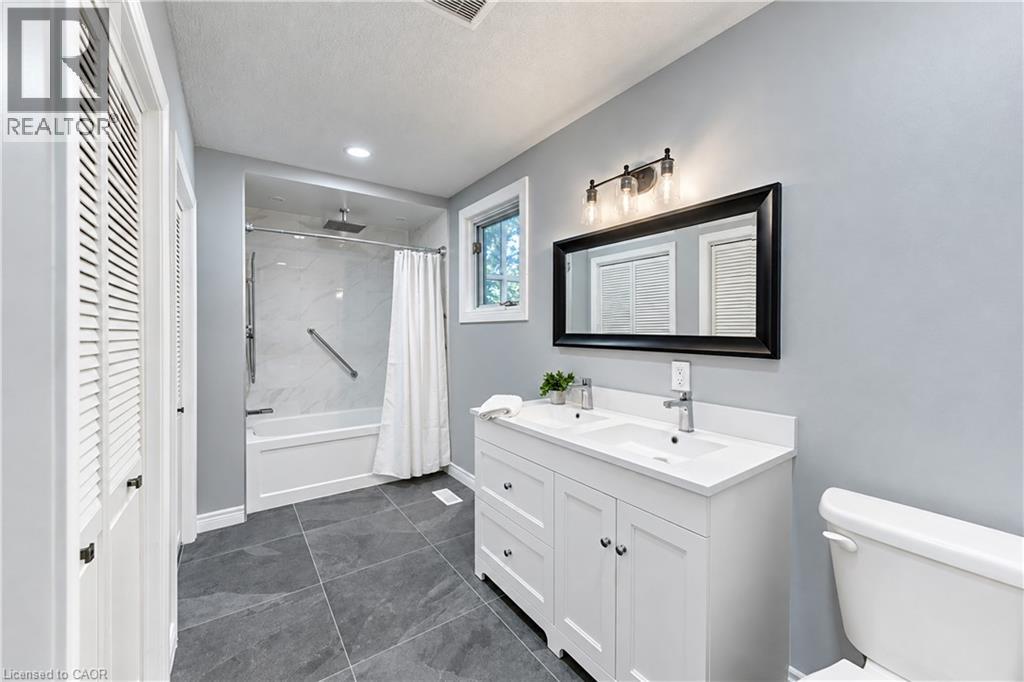 64 Lowrey Avenue S Property Photo 19