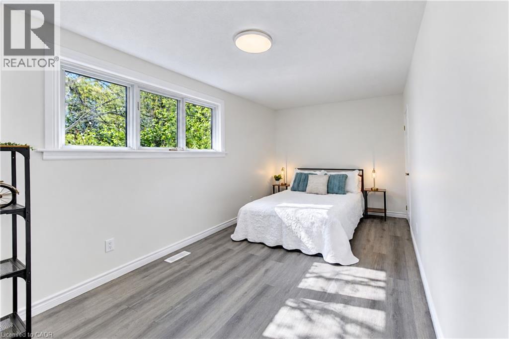 64 Lowrey Avenue S Property Photo 23