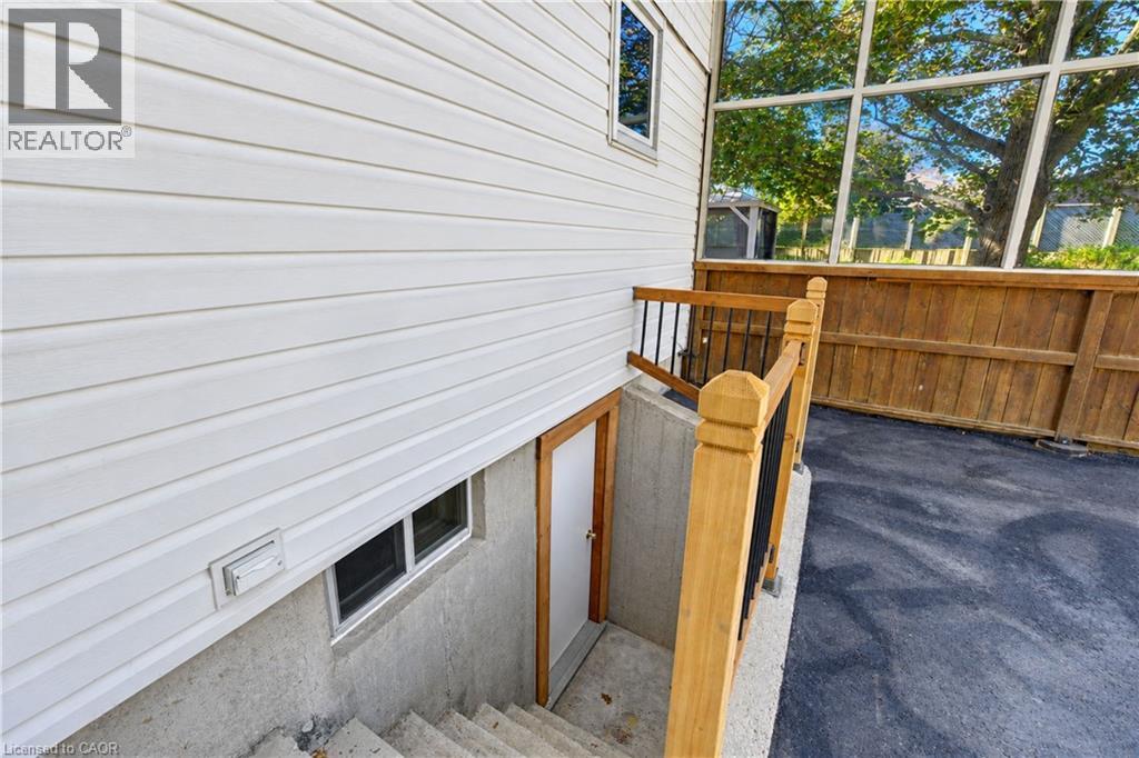 64 Lowrey Avenue S Property Photo 37