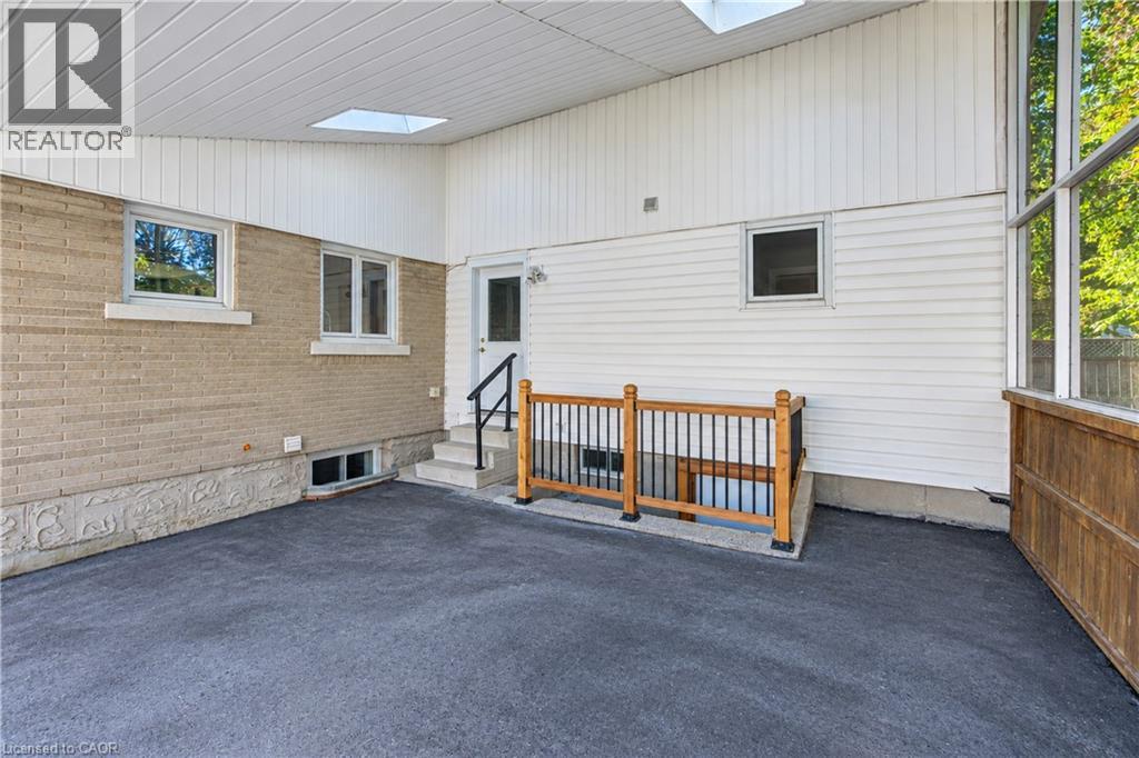 64 Lowrey Avenue S Property Photo 39