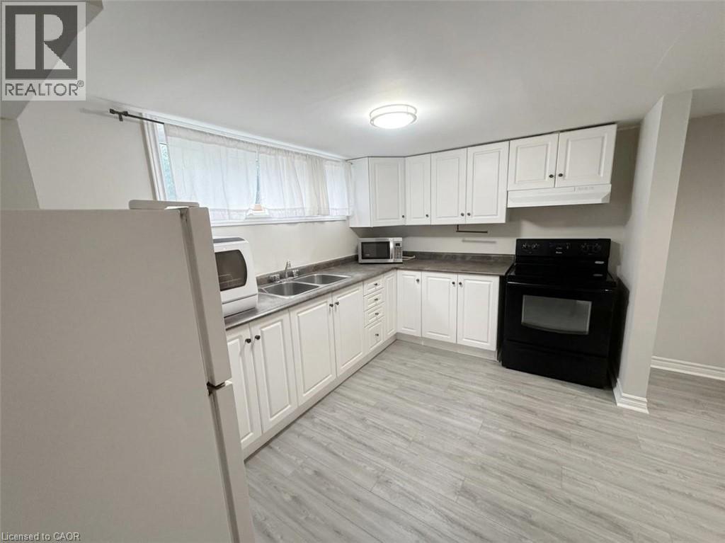 1 Burfield Avenue Unit# 2 Lower Property Photo 4