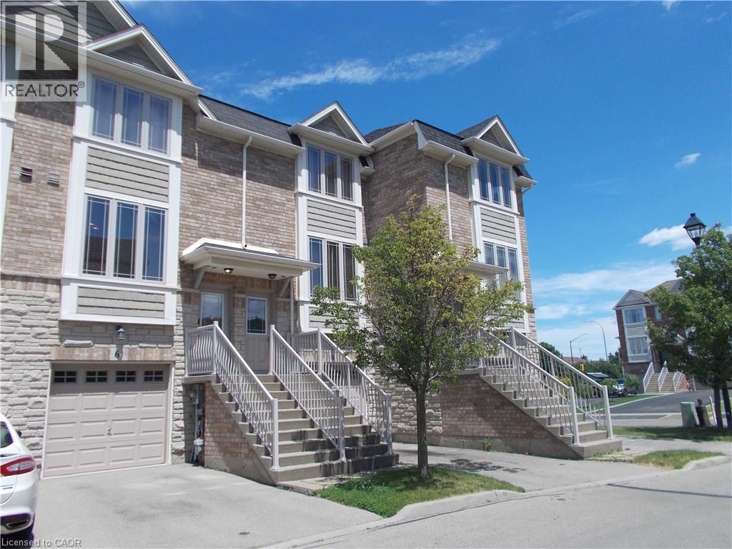 8 Hemlock Way Unit# 6 Property Photo 2