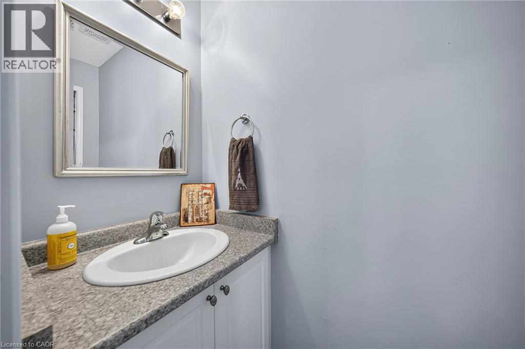 170 Palacebeach Trail Unit# 21 Property Photo 14