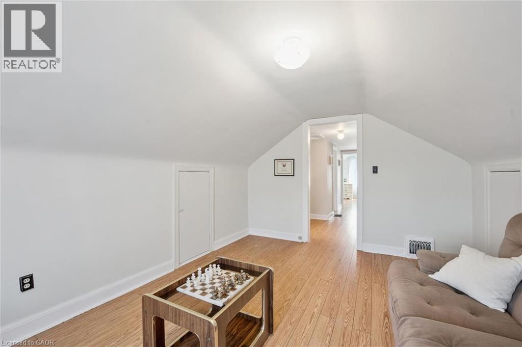 1873 Main Street E Property Photo 24