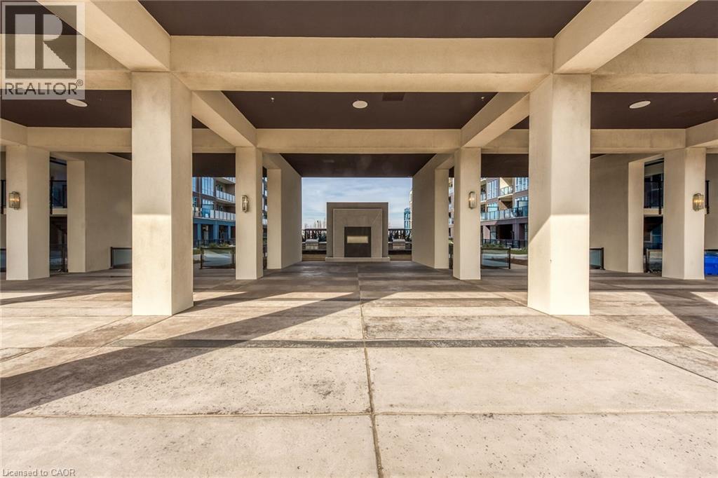 16 Concord Place Unit# Ph613 Property Photo 3