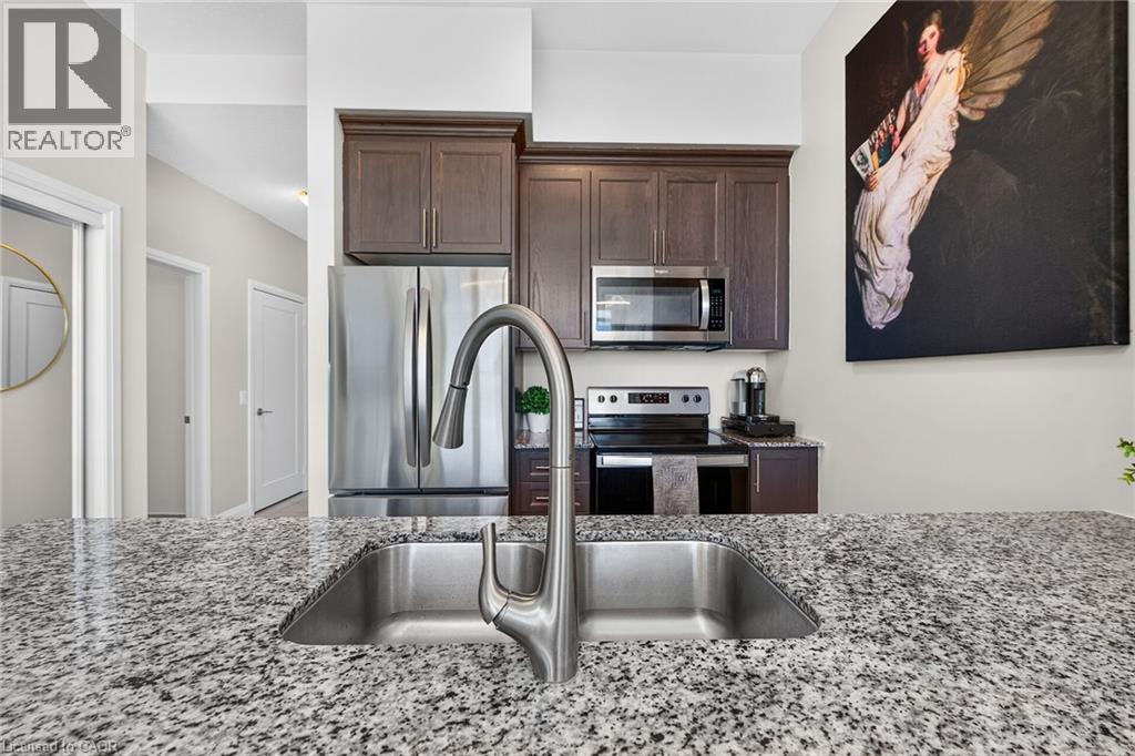 16 Concord Place Unit# Ph613 Property Photo 14