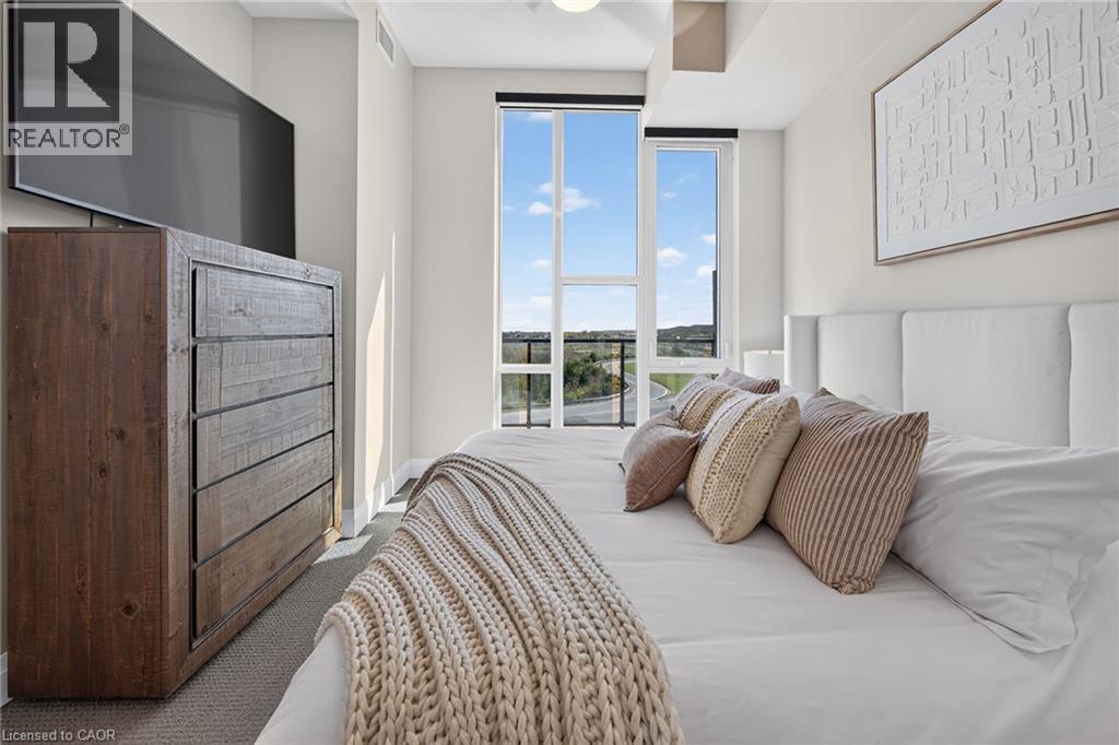16 Concord Place Unit# Ph613 Property Photo 30