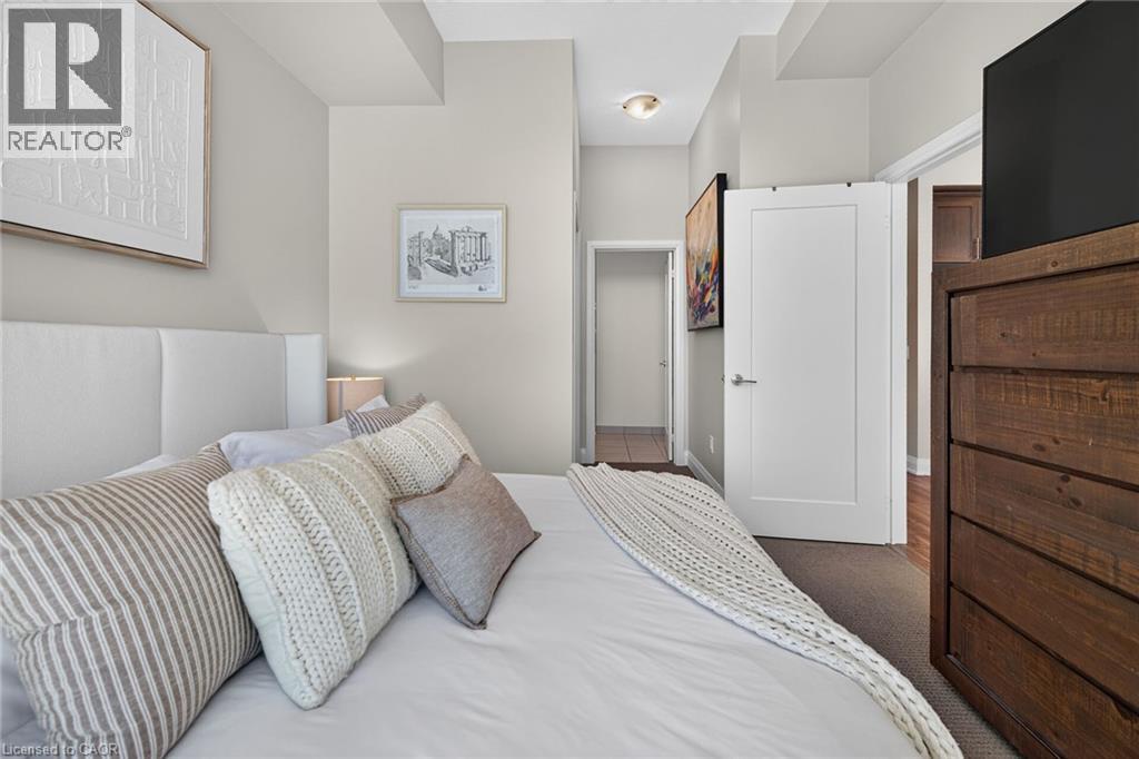 16 Concord Place Unit# Ph613 Property Photo 32