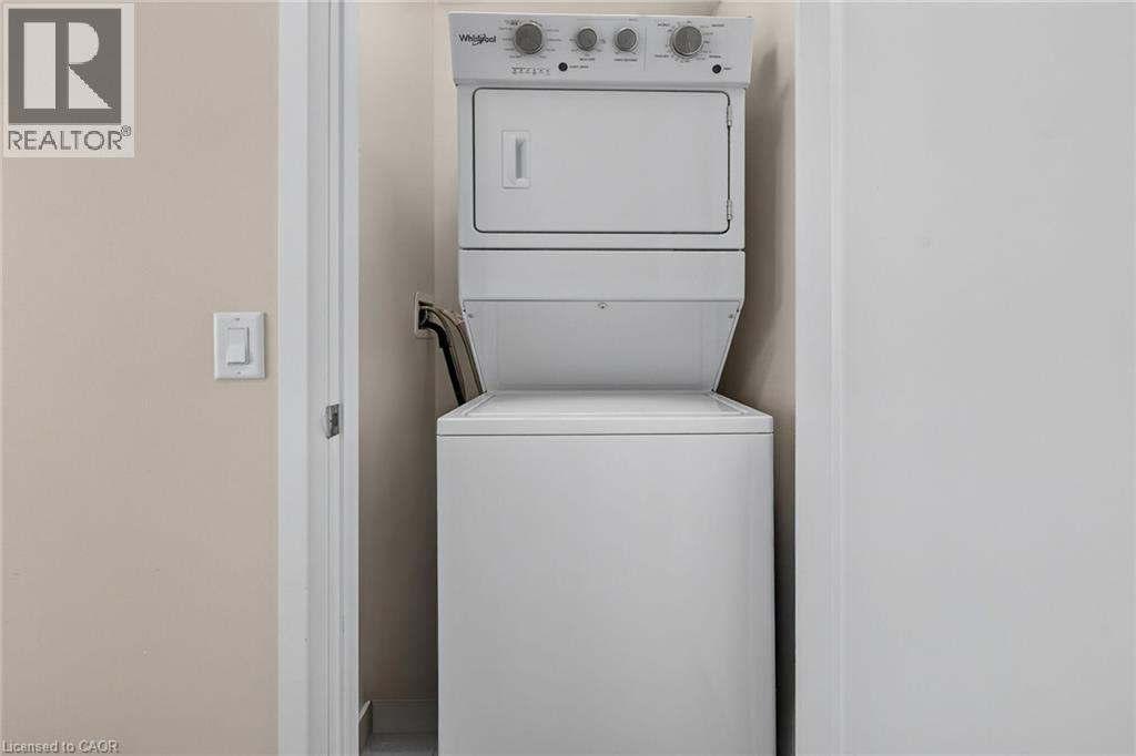 16 Concord Place Unit# Ph613 Property Photo 34