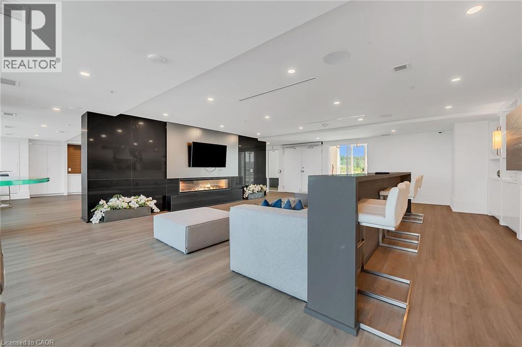 16 Concord Place Unit# Ph613 Property Photo 41