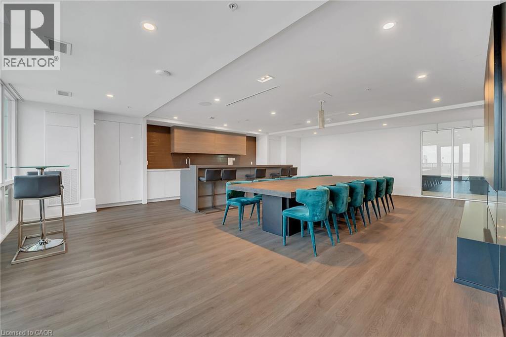 16 Concord Place Unit# Ph613 Property Photo 42