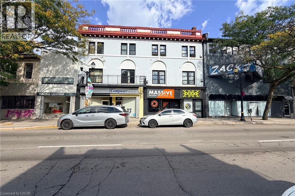 319 King Street E Property Photo 14