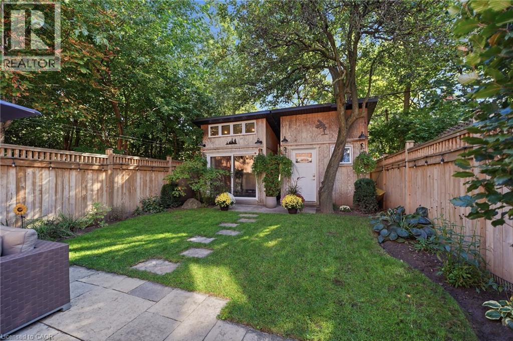 35 Fairleigh Avenue S Property Photo 40