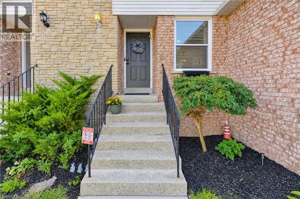 190 Nith River Way Property Photo 2