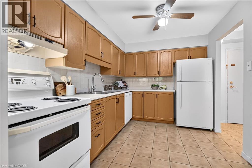 966 Queenston Road Unit# 203 Property Photo 4
