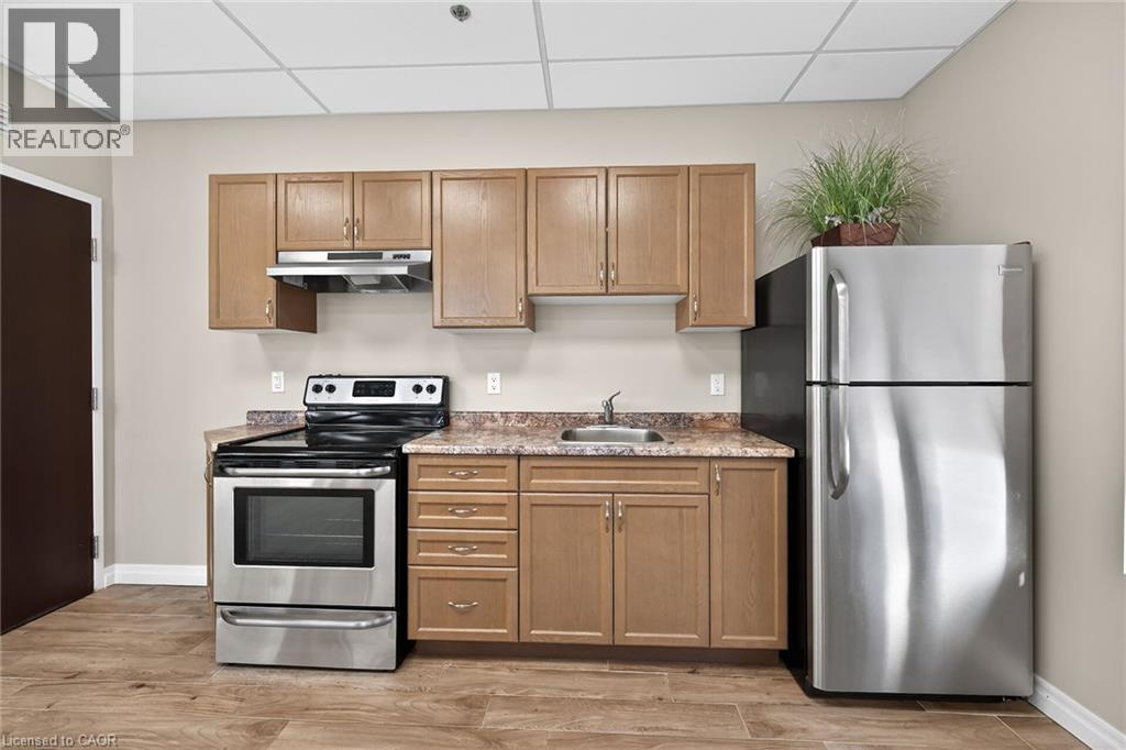 170 Rockhaven Lane Unit# 207 Property Photo 12