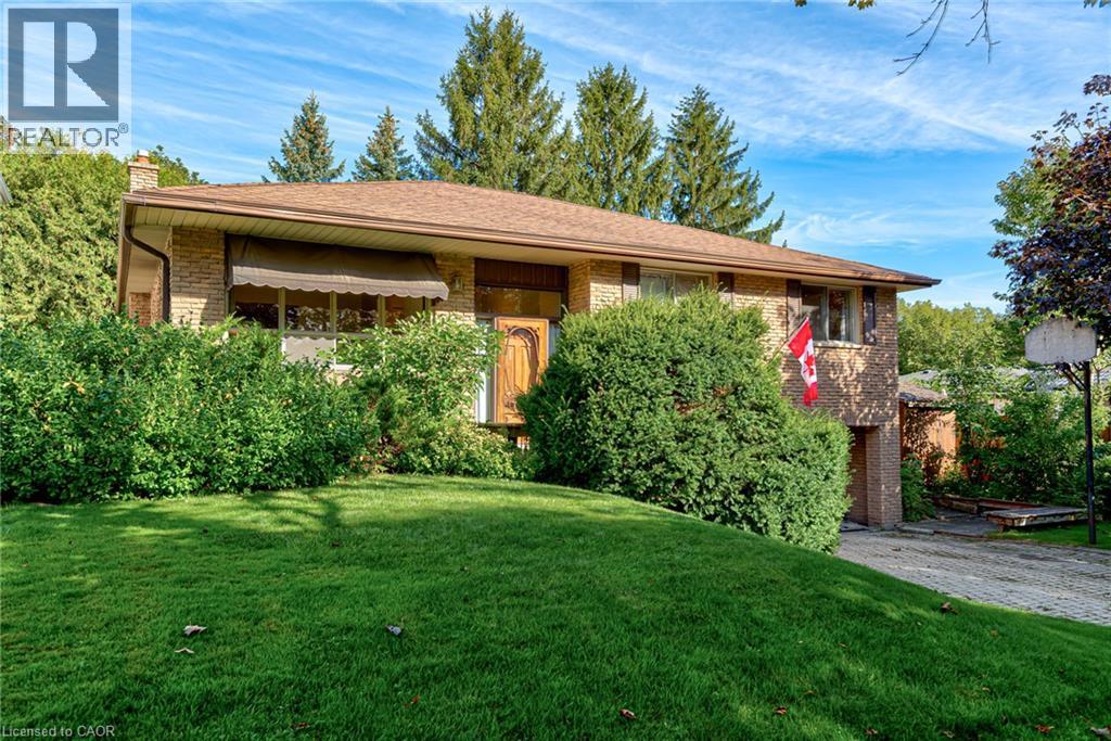 8 Bonnylyn Drive Property Photo 2