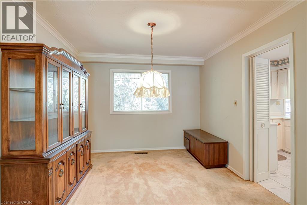 8 Bonnylyn Drive Property Photo 10