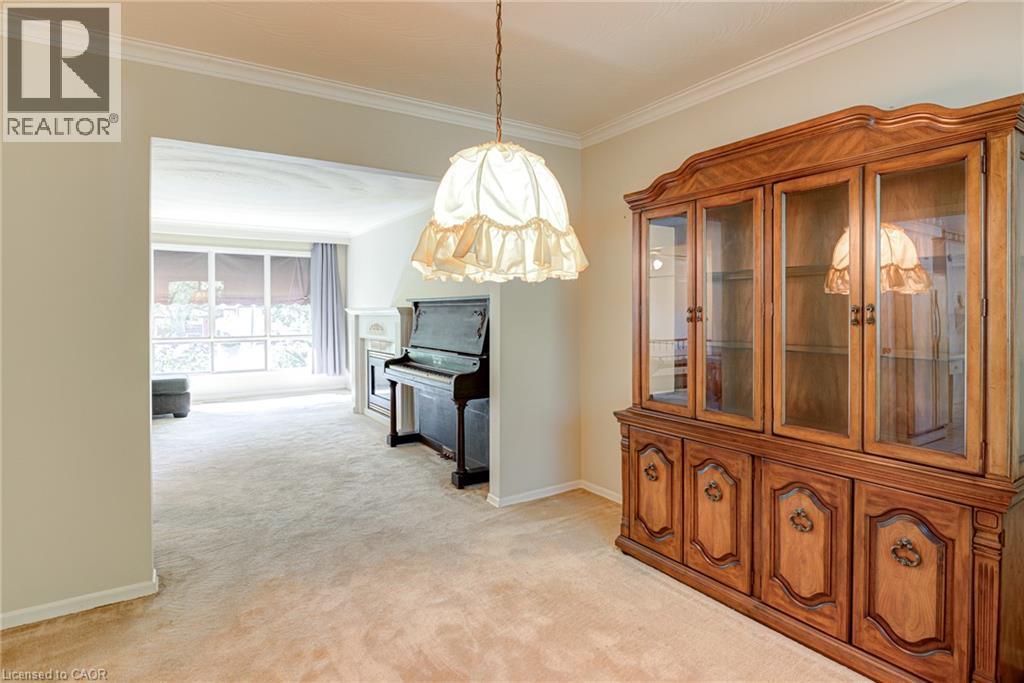 8 Bonnylyn Drive Property Photo 11
