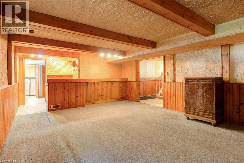 8 Bonnylyn Drive Property Photo 26