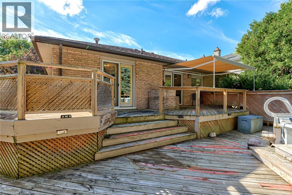 8 Bonnylyn Drive Property Photo 31