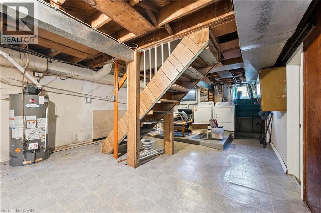 191 Grove Street Property Photo 27