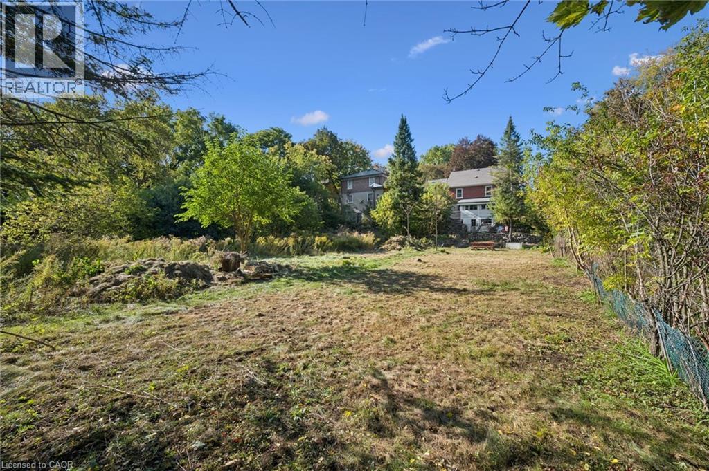 191 Grove Street Property Photo 37