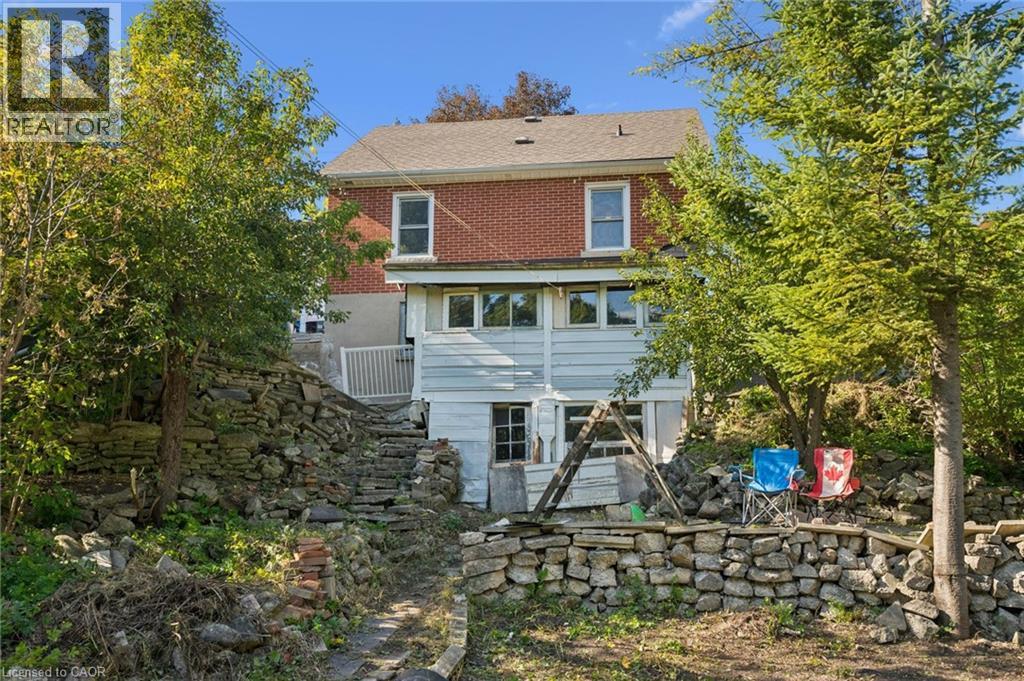 191 Grove Street Property Photo 38