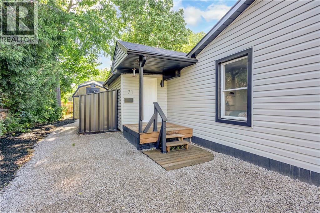 71 Kent Street N Property Photo 28