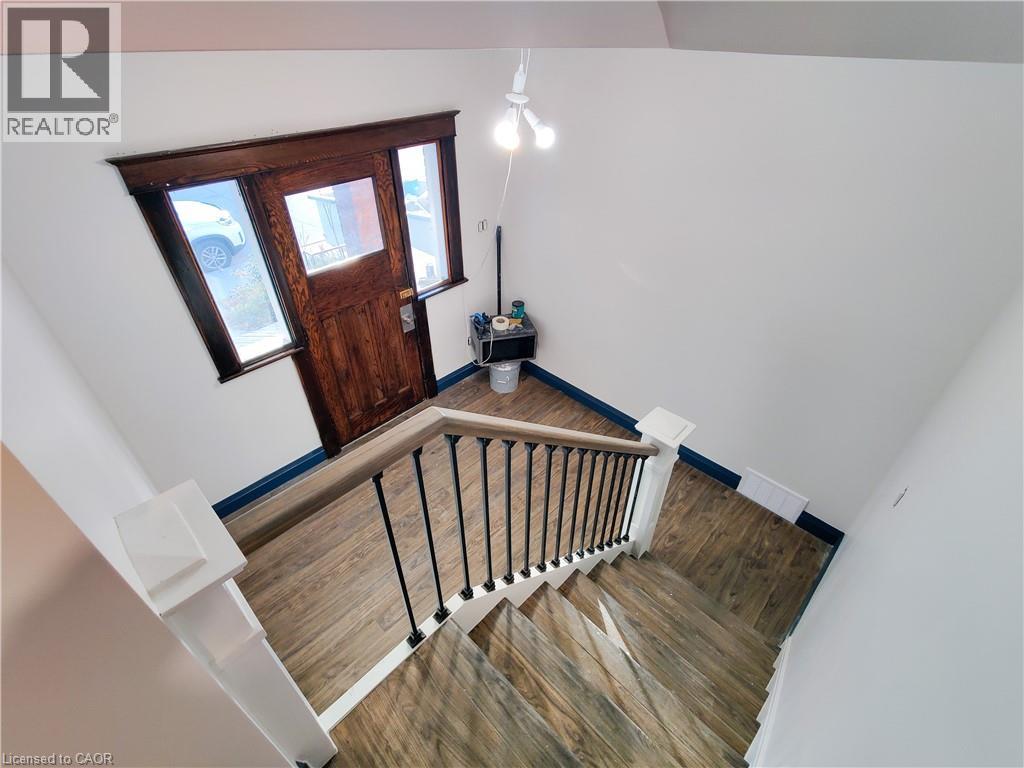 134 Ontario Avenue Unit# 2 Property Photo 3