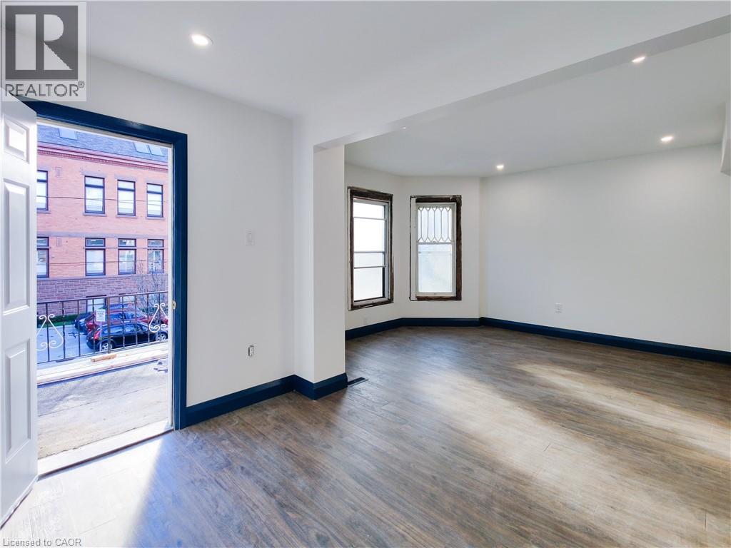 134 Ontario Avenue Unit# 2 Property Photo 9