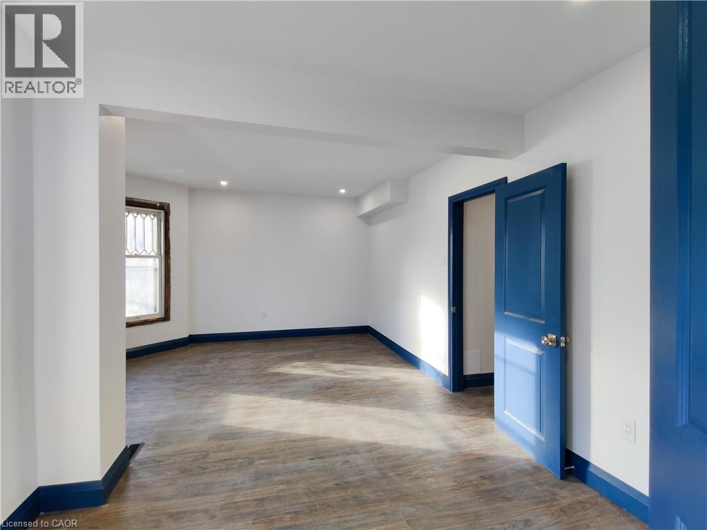 134 Ontario Avenue Unit# 2 Property Photo 10
