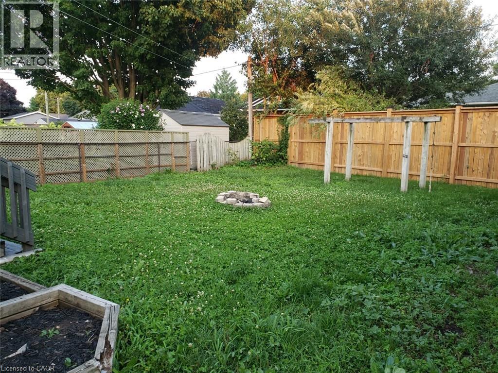 49 Edinburgh Road Unit# Bsmt Property Photo 11