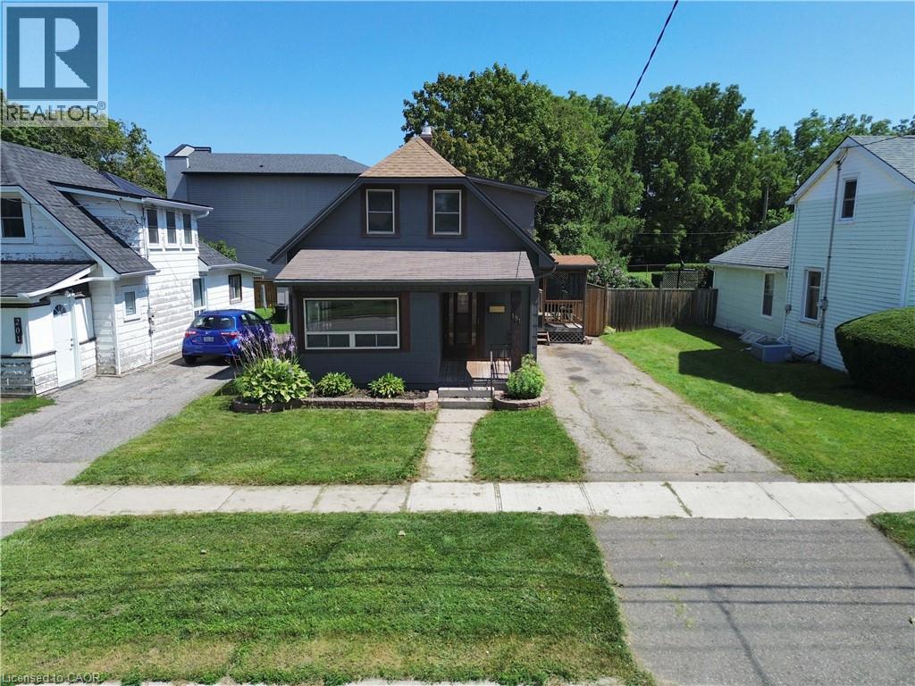 191 Queen Street N Property Photo 2