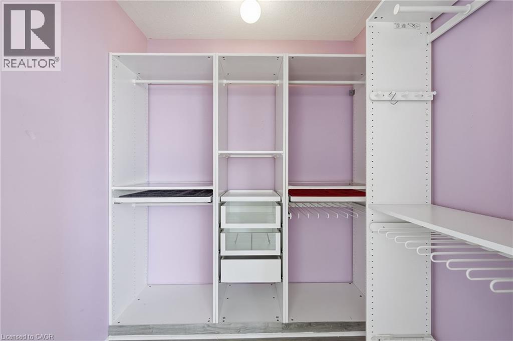 400 Stonehenge Drive Unit# 8 Property Photo 22