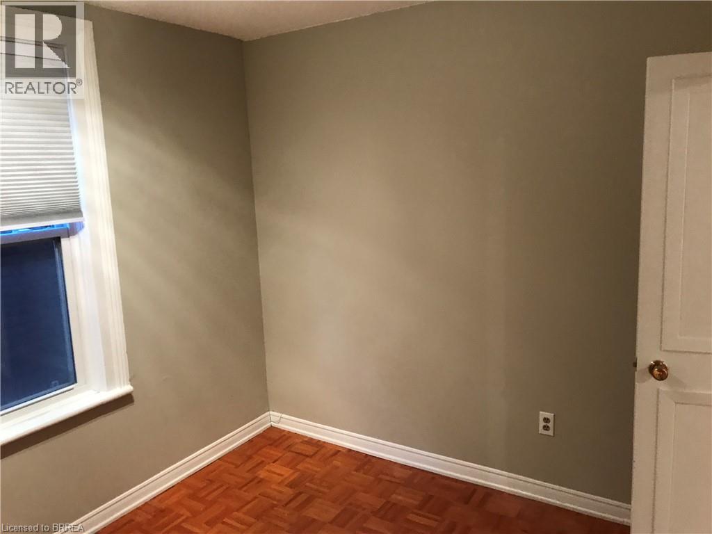 203 Brant Avenue Property Photo 8