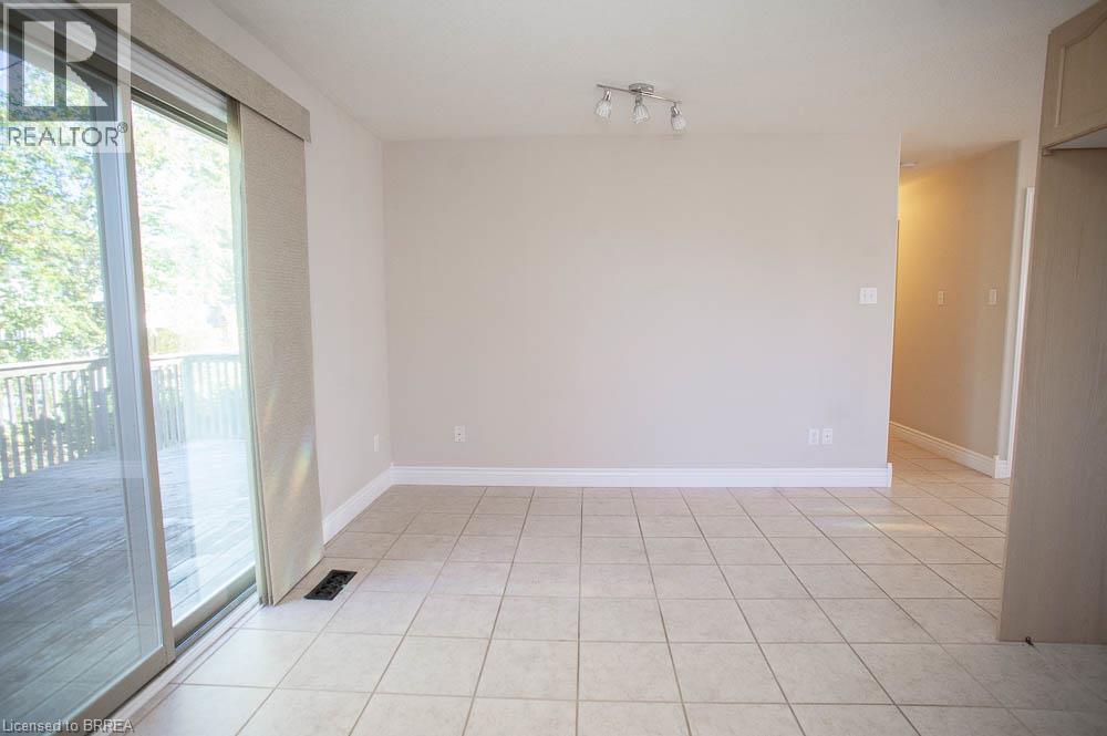 16 Bradbury Crescent Property Photo 11