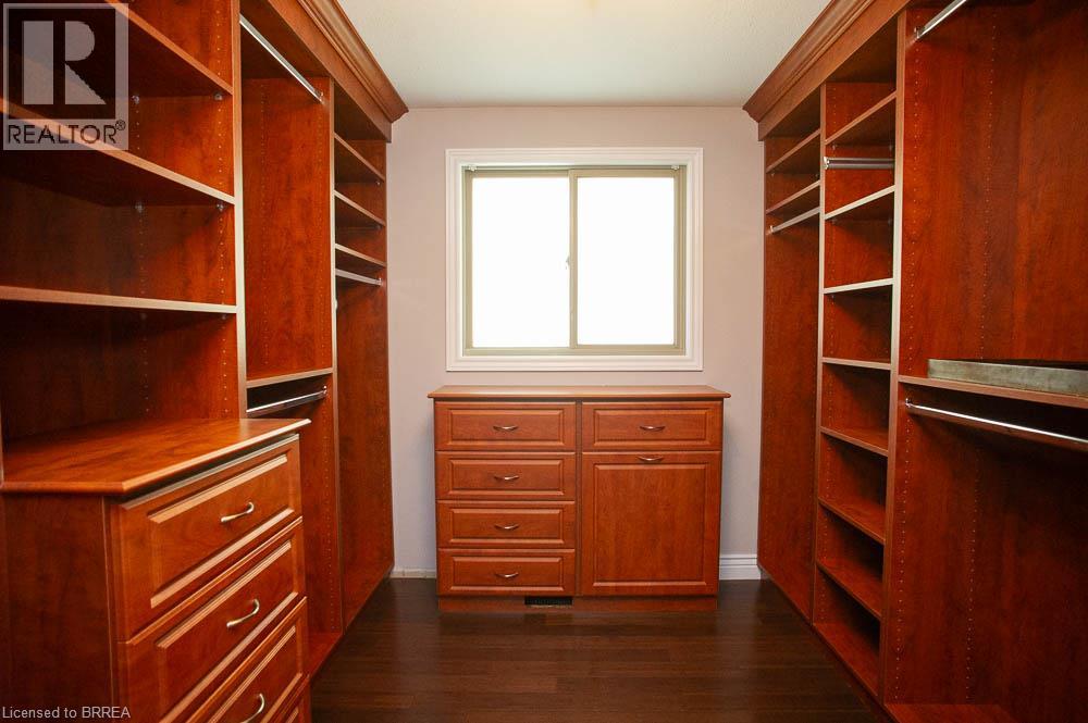 16 Bradbury Crescent Property Photo 16