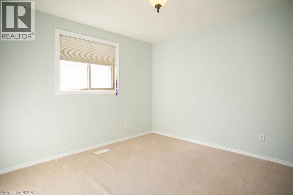 16 Bradbury Crescent Property Photo 17