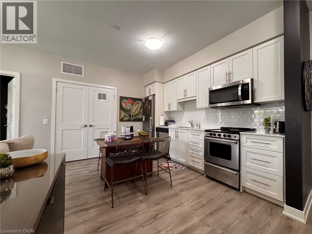 110 Fergus Avenue Unit# 338 Photo de la propriété 1
