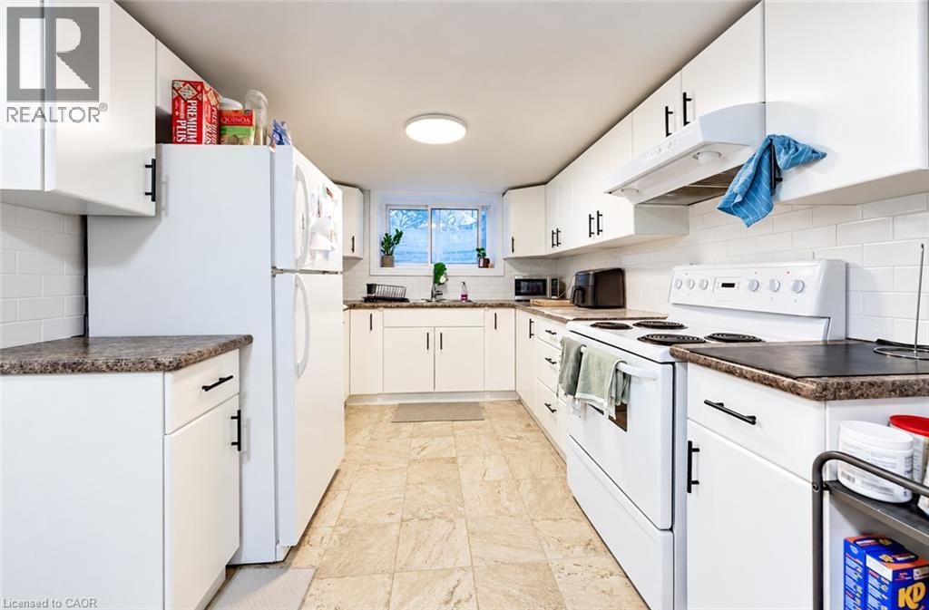 38 W Highland Road W Unit# Basement Property Photo 6