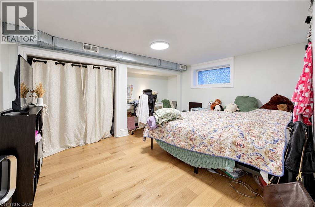 38 W Highland Road W Unit# Basement Property Photo 11